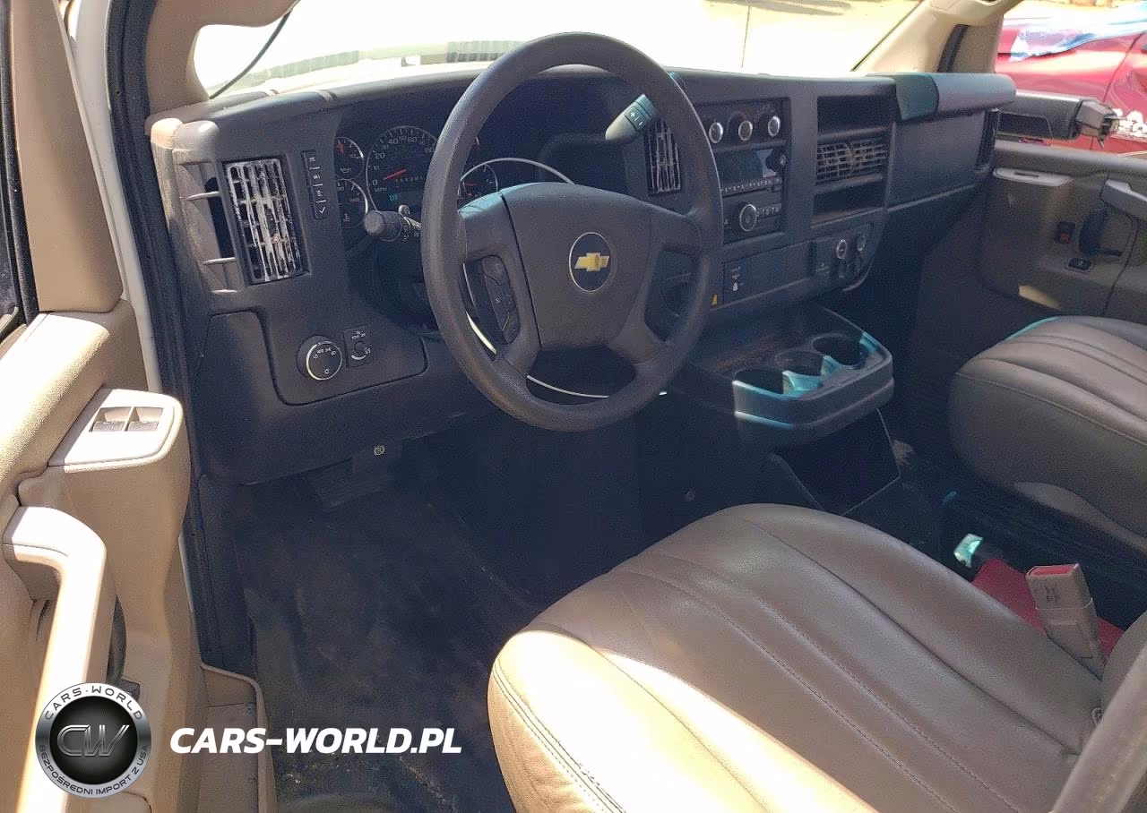 2017 Chevrolet Express Refrigerated Box Truck VIN:1GB6GUCG8H1128213 - 8