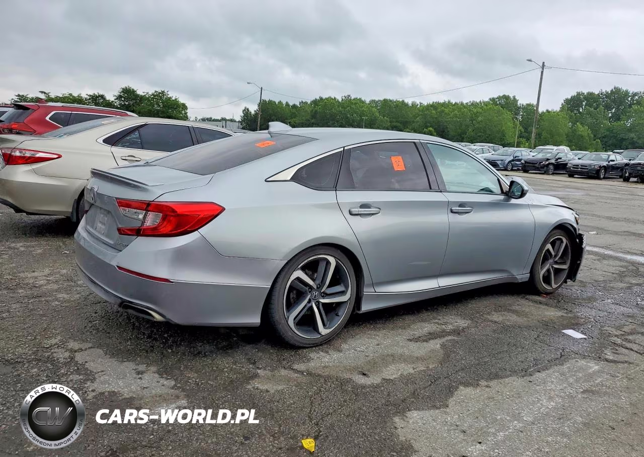 2019 Honda Accord Sport VIN:1HGCV1F3XKA028733 - 3