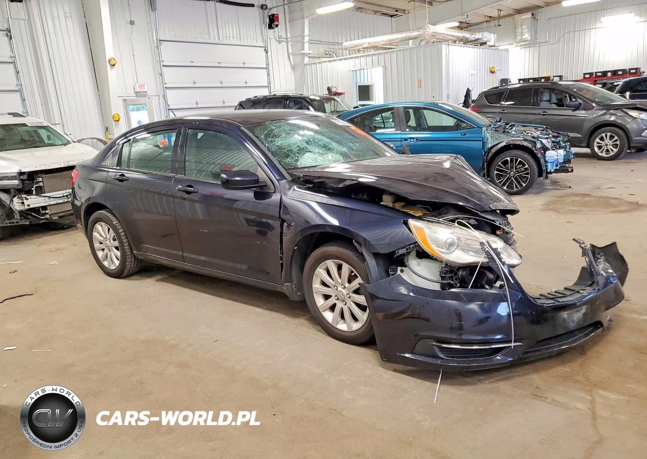 2011 Chrysler 200 Touring VIN:1C3BC1FBXBN511529 - 4