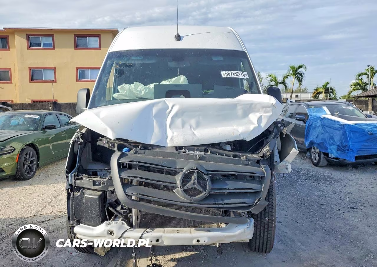 2025 Mercedes Benz Sprinter 2500 VIN:W1Y4KCHY2SP755728 - 5