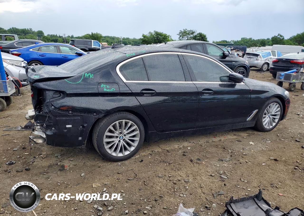 2021 BMW 530 Xi VIN:WBA13BJ05MCF90531 - 3
