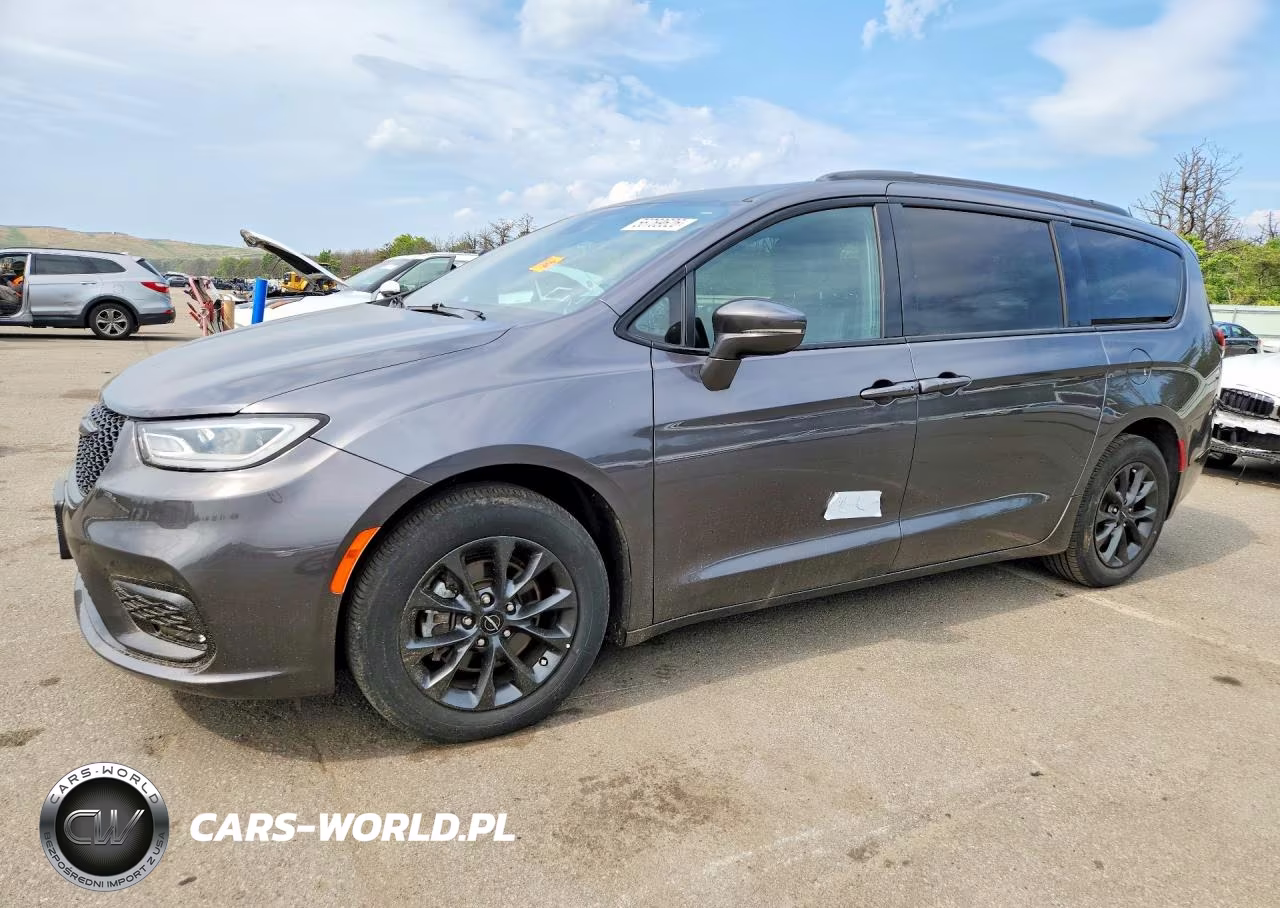2021 Chrysler Pacifica Touring L