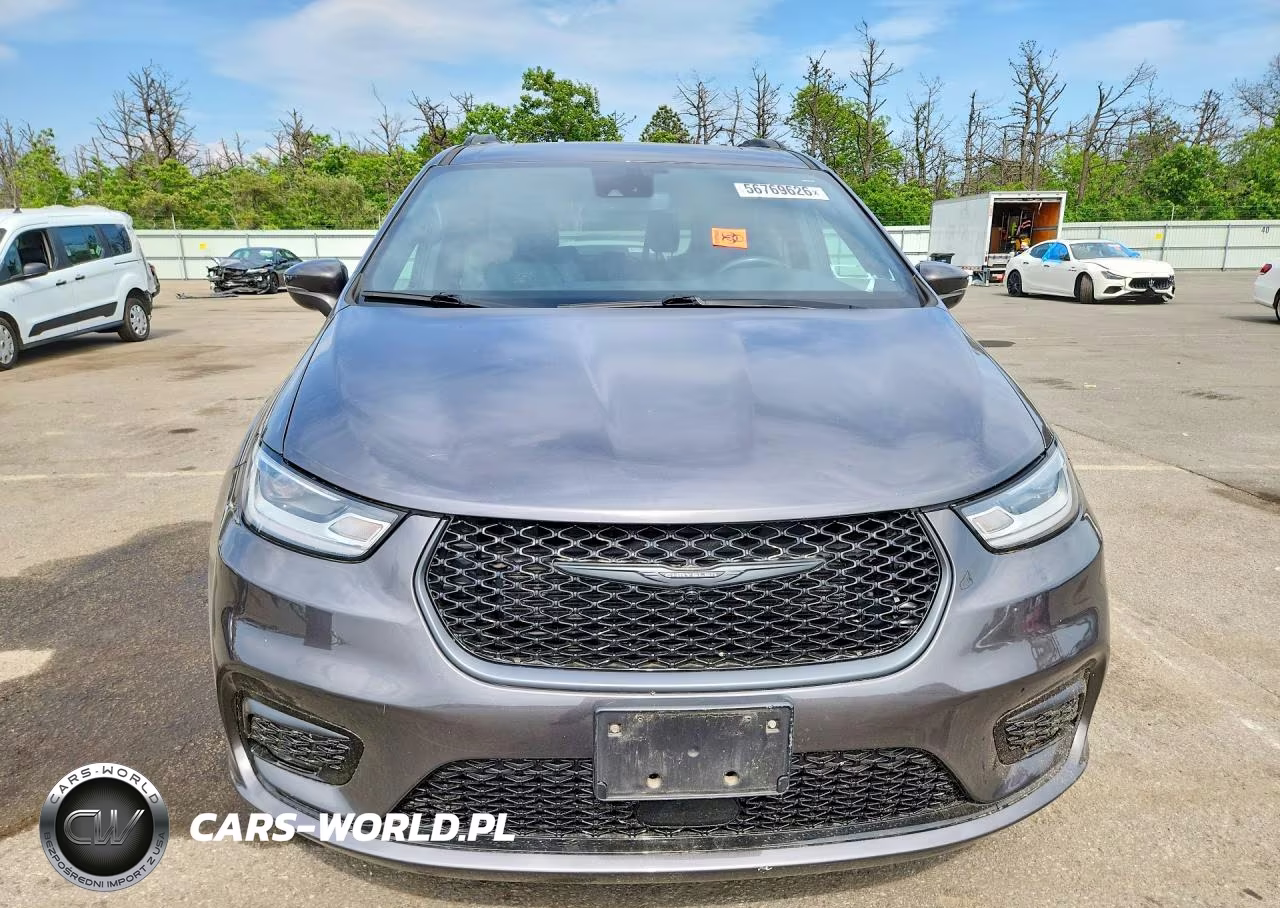 2021 Chrysler Pacifica Touring L VIN:2C4RC1BG5MR579741 - 5