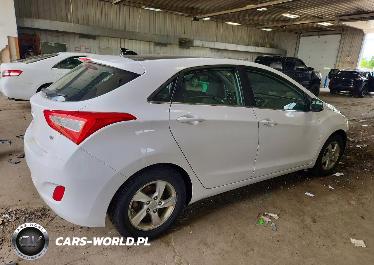 2016 Hyundai Elantra Gt Base VIN:KMHD35LH9GU260984 - 3