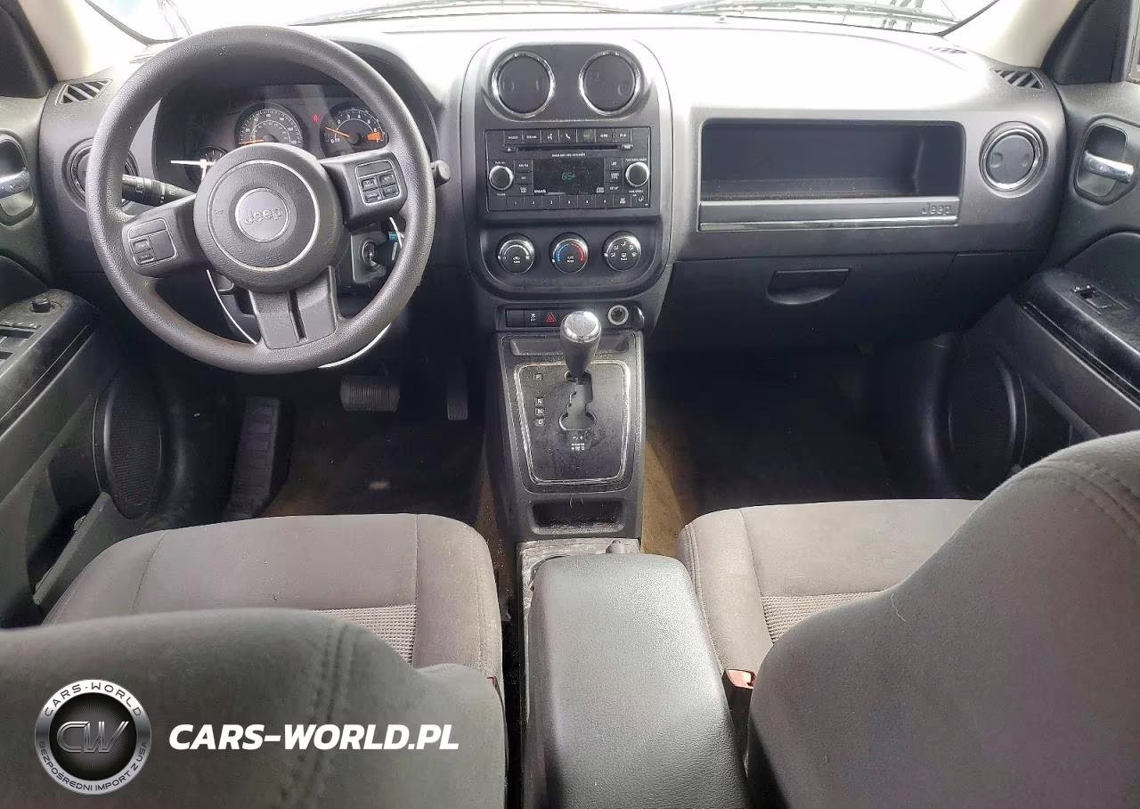 2016 Jeep Patriot Sport VIN:1C4NJPBAXGD582631 - 8