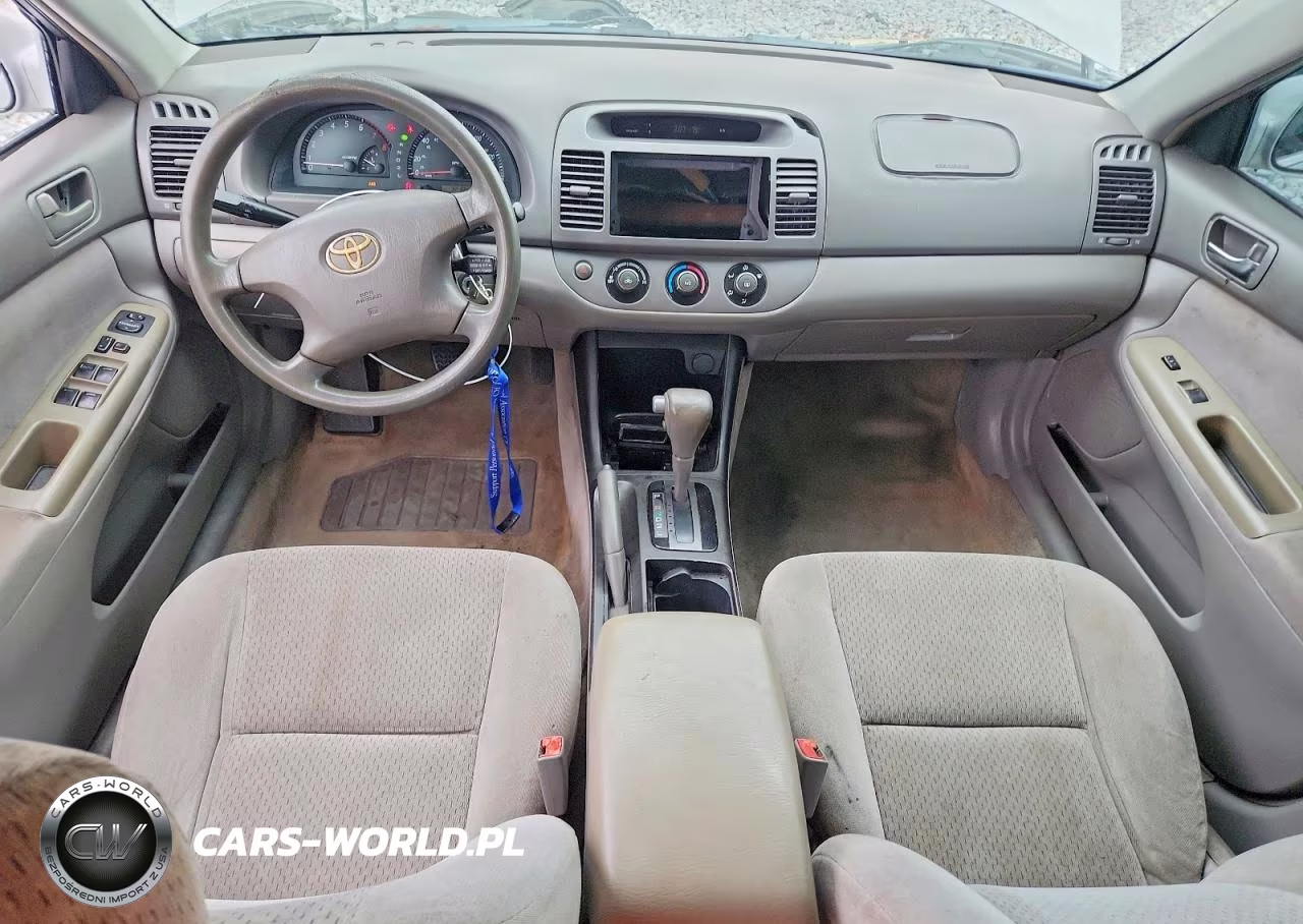 2003 Toyota Camry Le VIN:4T1BE32K53U141892 - 8