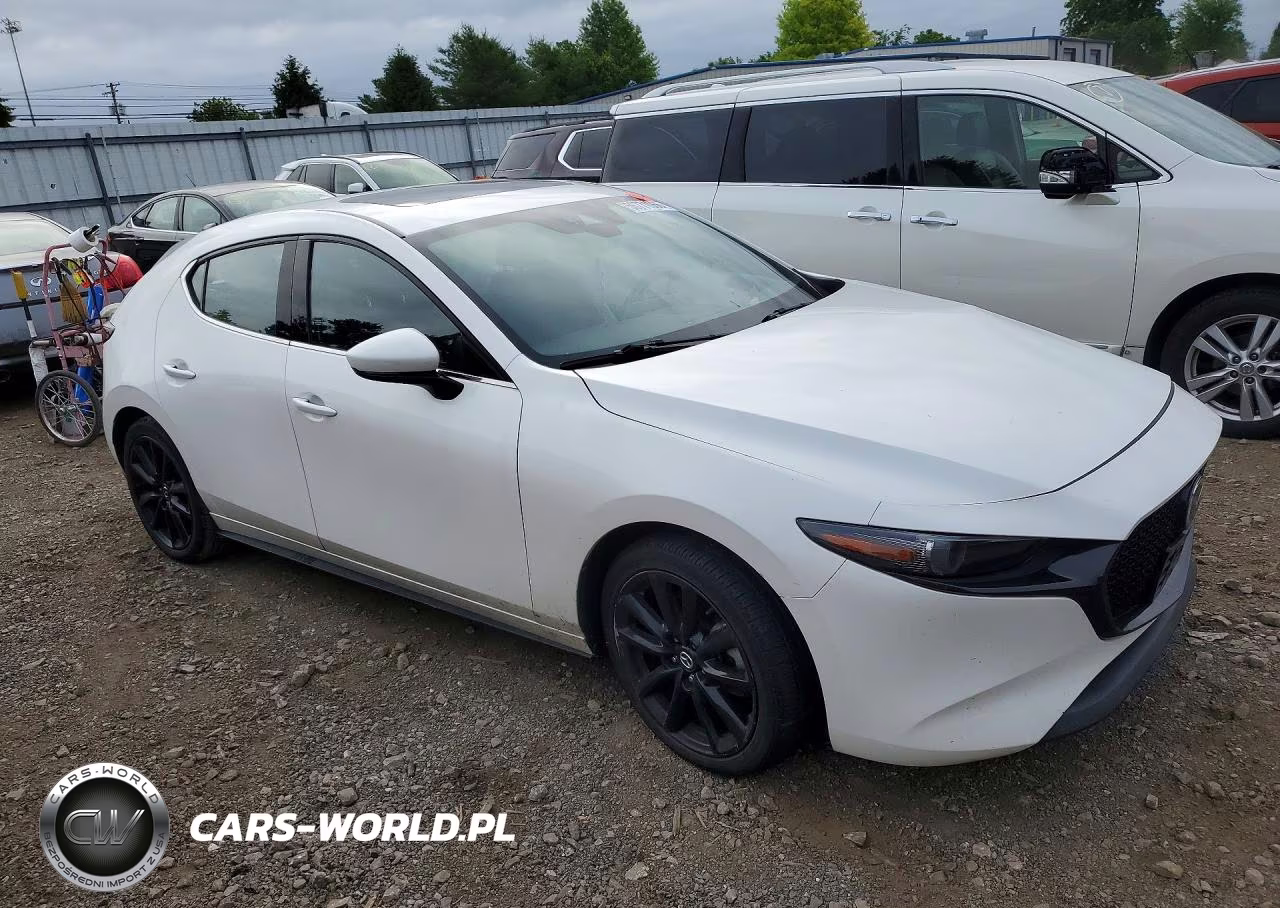 2021 Mazda 3 Premium VIN:JM1BPBML9M1402216 - 4