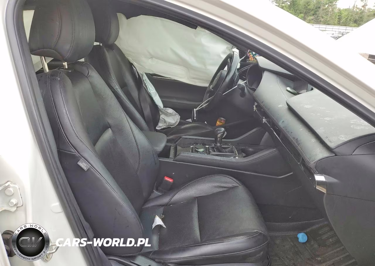 2021 Mazda 3 Premium VIN:JM1BPBML9M1402216 - 7