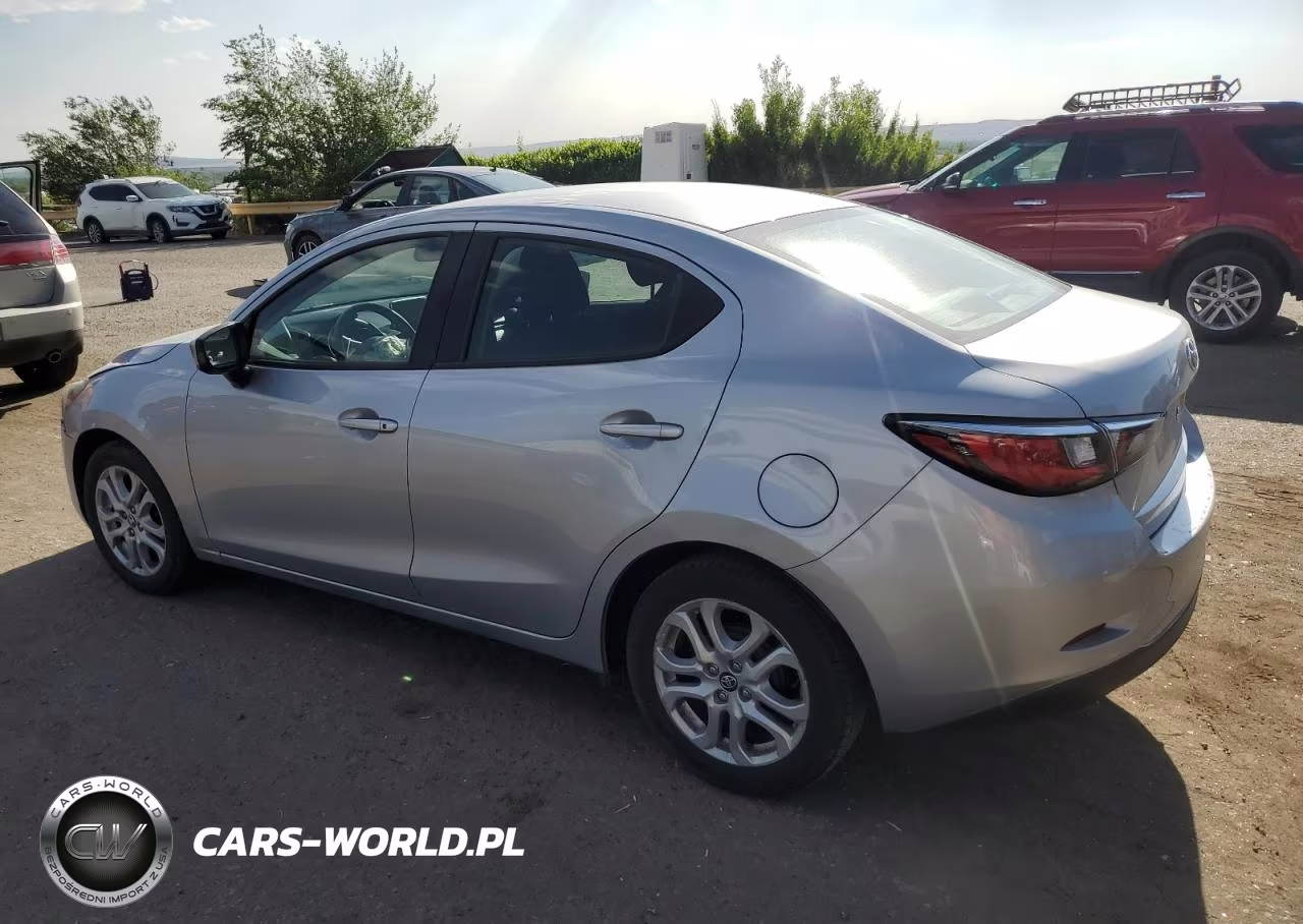 2017 Toyota Yaris Ia VIN:3MYDLBYV4HY157084 - 2