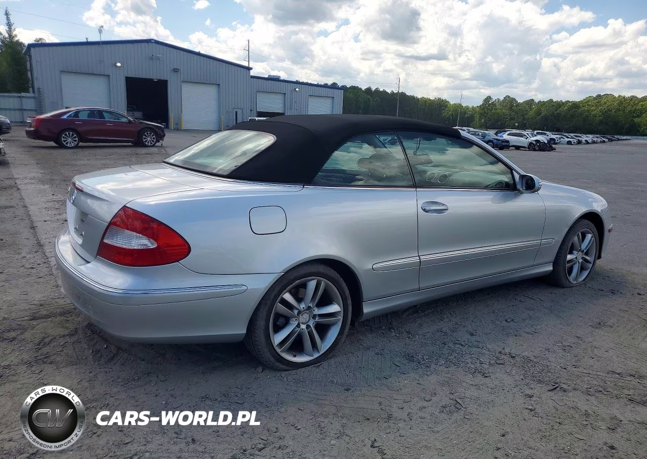 2009 Mercedes-Benz Clk 350 VIN:WDBTK56F99T109602 - 3