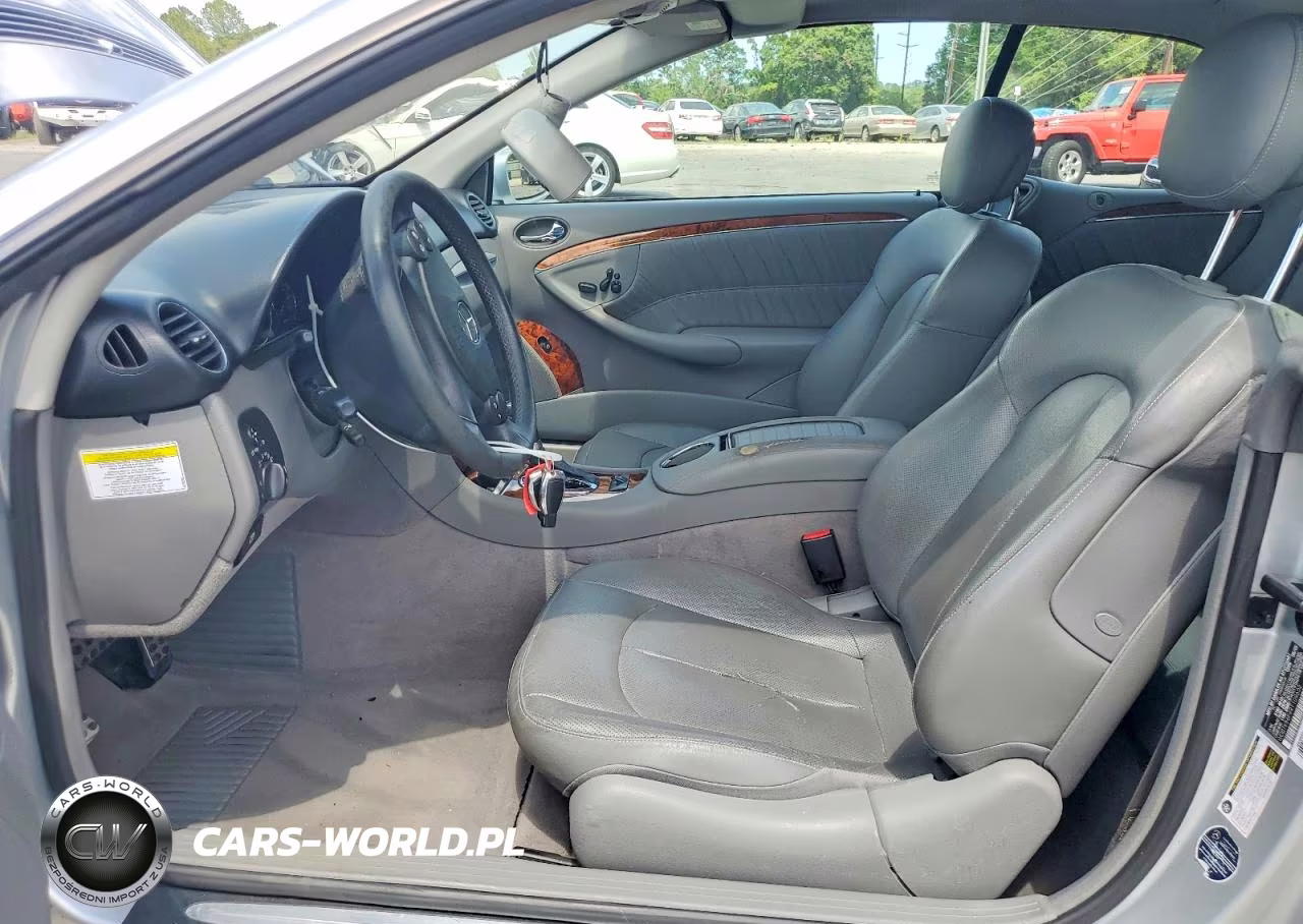 2009 Mercedes-Benz Clk 350 VIN:WDBTK56F99T109602 - 7