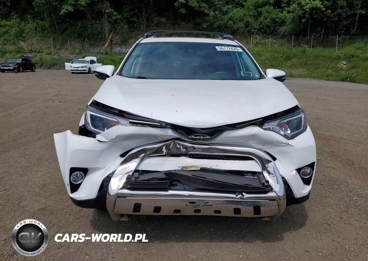 2018 Toyota Rav4 Xle VIN:2T3RFREV6JW857645 - 5