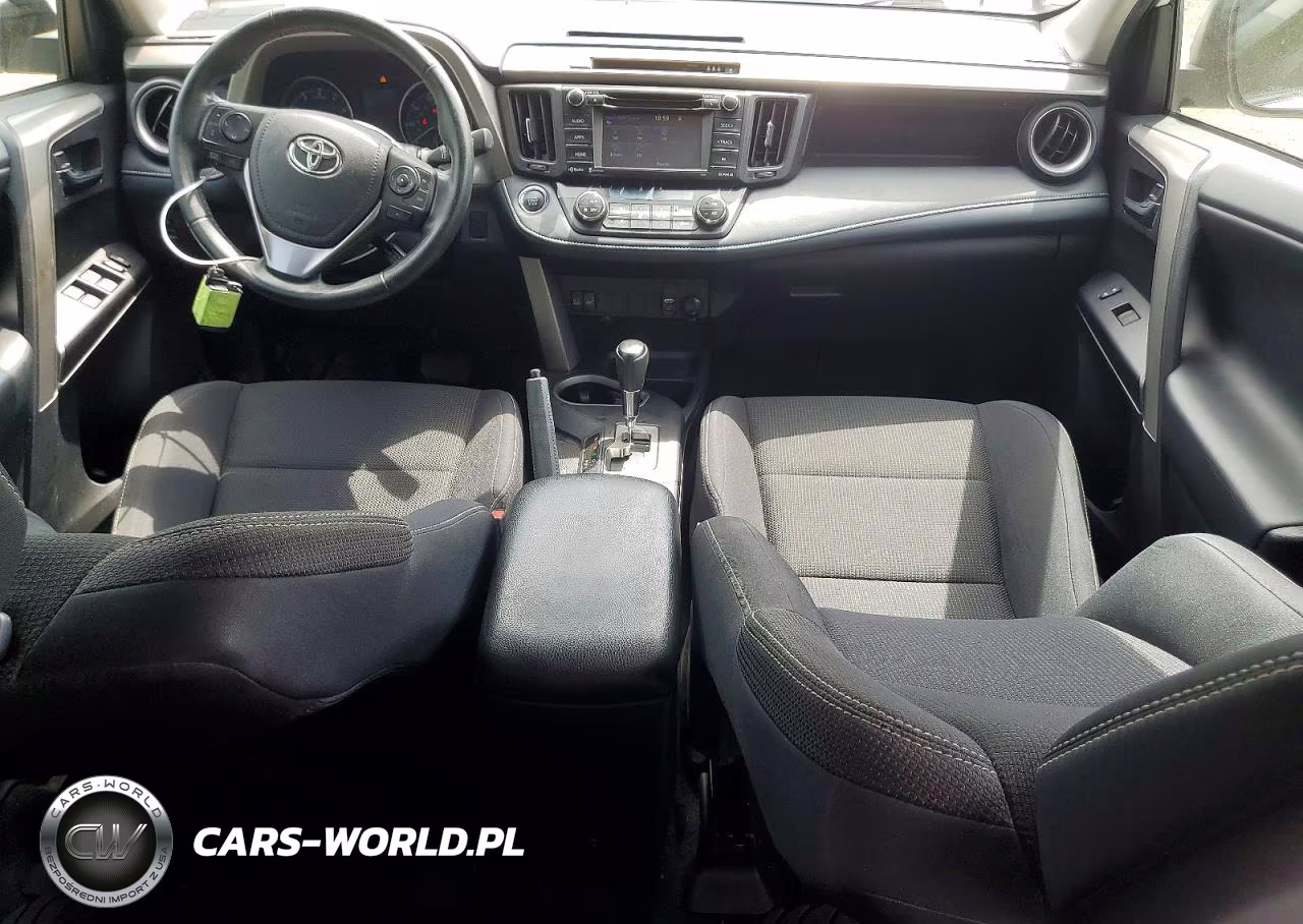 2018 Toyota Rav4 Xle VIN:2T3RFREV6JW857645 - 8
