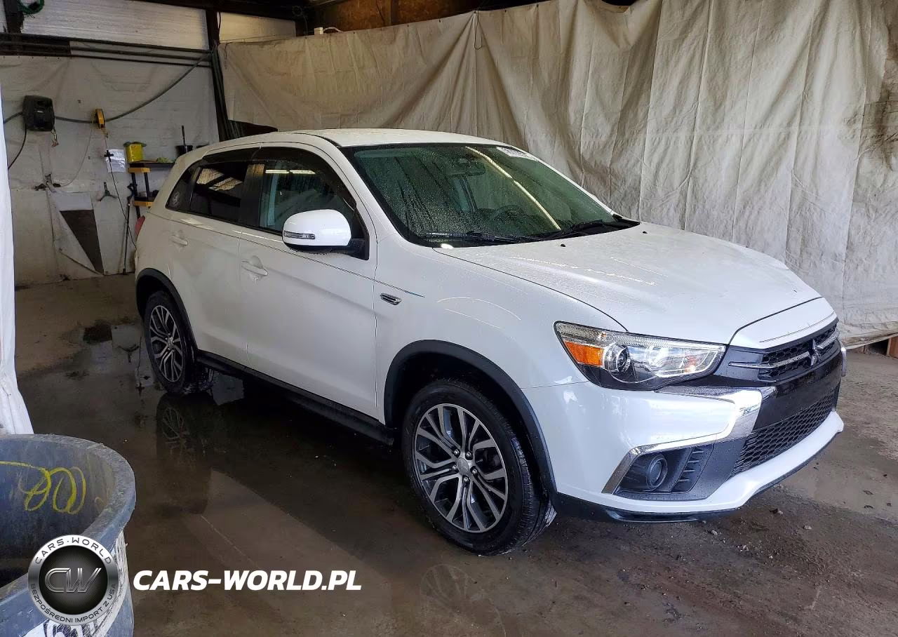 2018 Mitsubishi Outlander Sport Es VIN:JA4AR3AU1JZ004952 - 4