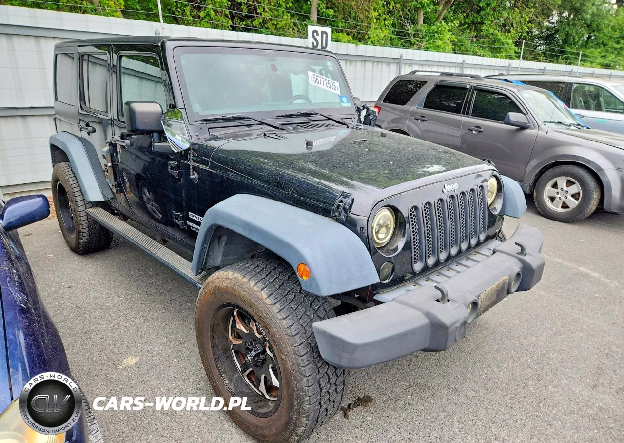 2013 Jeep Wrangler Unlimited Sport VIN:1C4HJWDG1DL594144 - 4