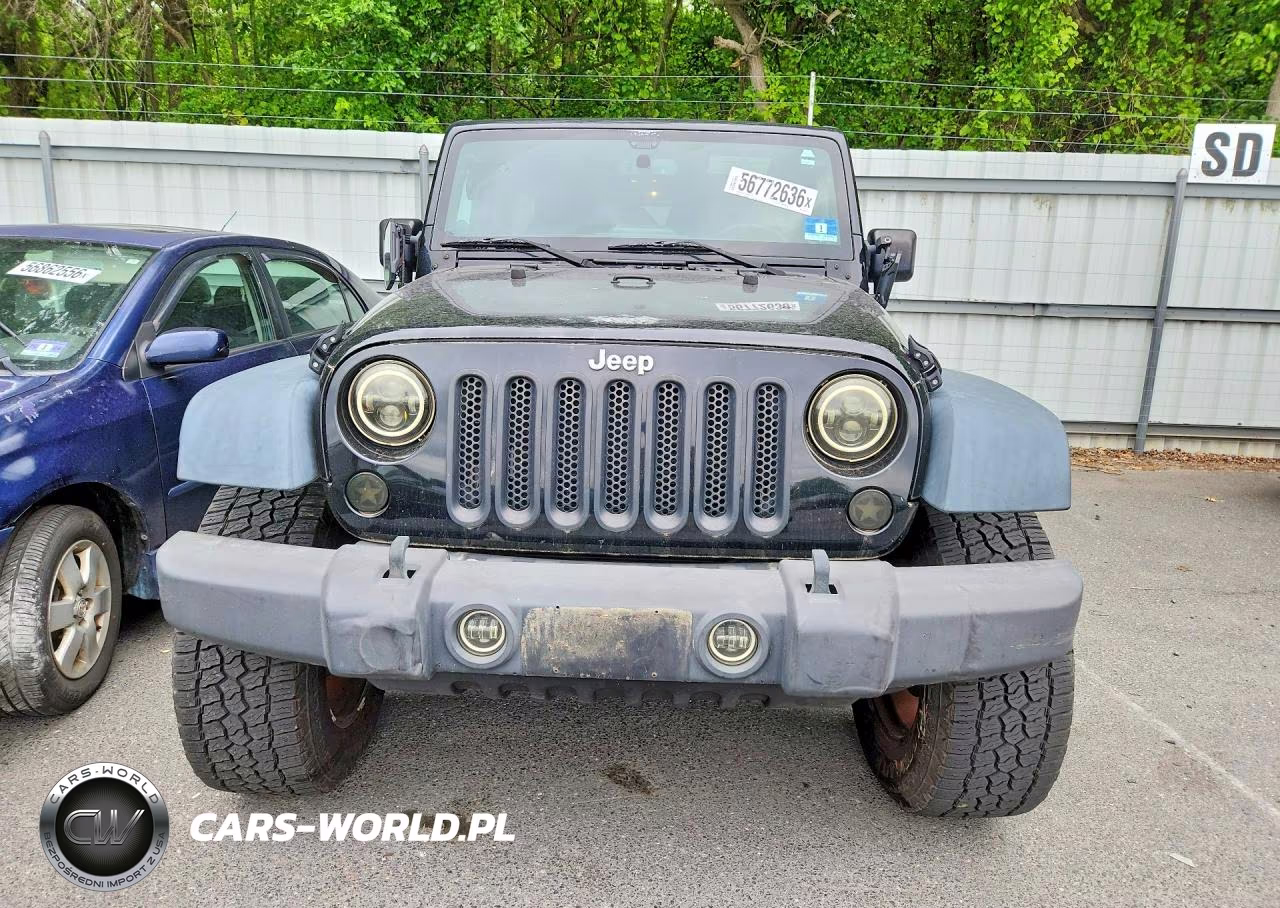 2013 Jeep Wrangler Unlimited Sport VIN:1C4HJWDG1DL594144 - 5