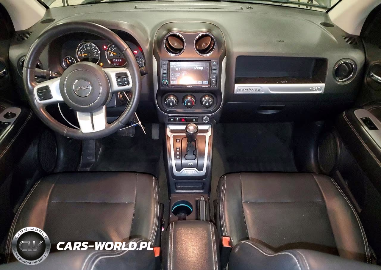 2016 Jeep Compass Latitude VIN:1C4NJDEB0GD697760 - 8