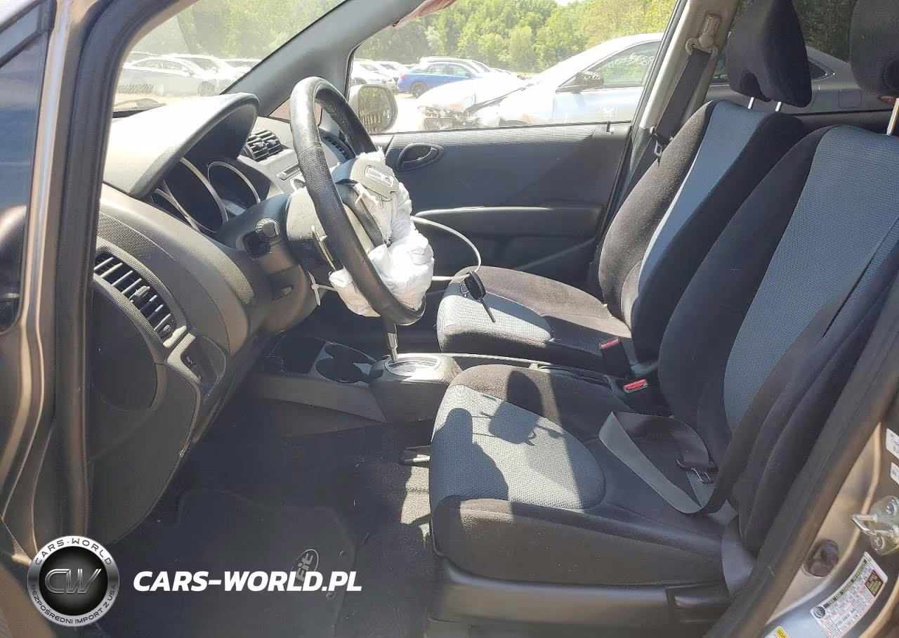 2008 Honda Fit Sport VIN:JHMGD38638S003034 - 7
