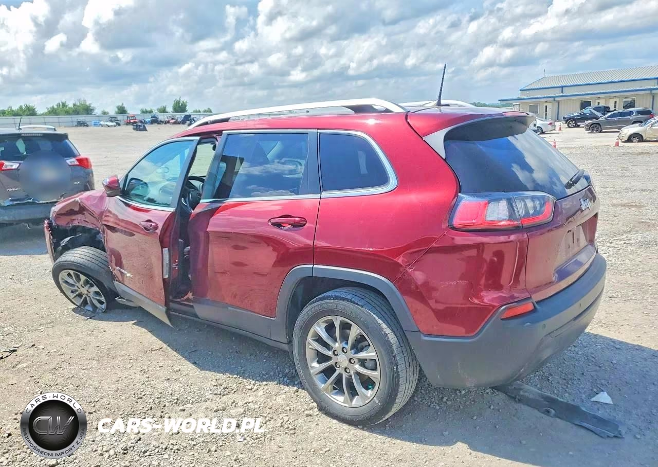 2019 Jeep Cherokee Latitude Plus VIN:1C4PJLLB4KD344517 - 2