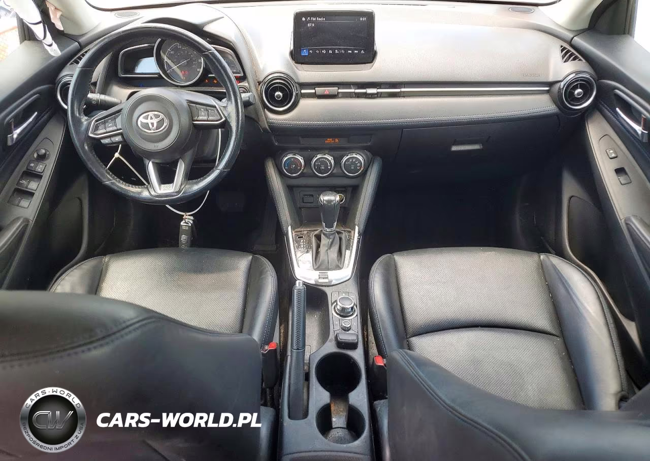 2020 Toyota Yaris Hatchback Xle VIN:3MYDLBJV1LY700796 - 8