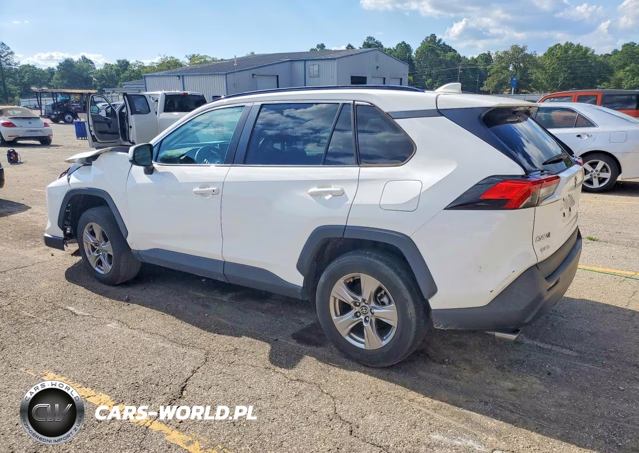 2023 Toyota Rav4 Xle VIN:2T3W1RFV6PW278826 - 2