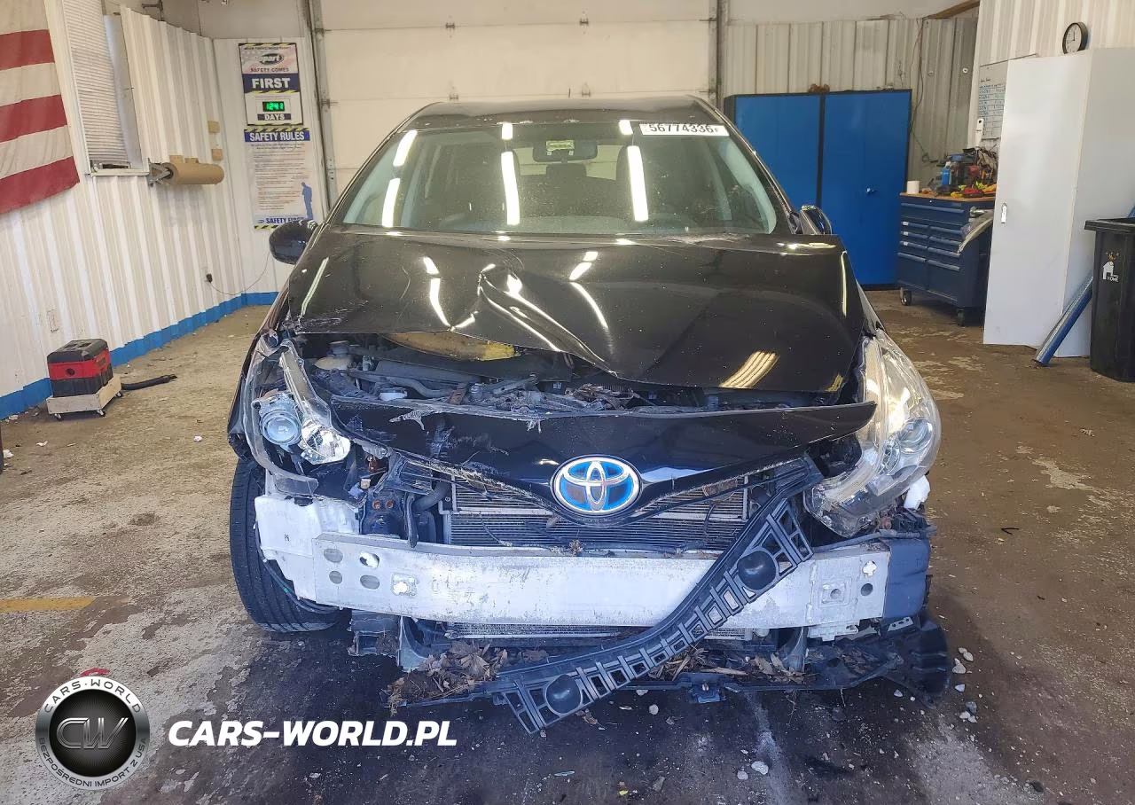 2016 Toyota Prius V Three VIN:JTDZN3EU5GJ045607 - 5