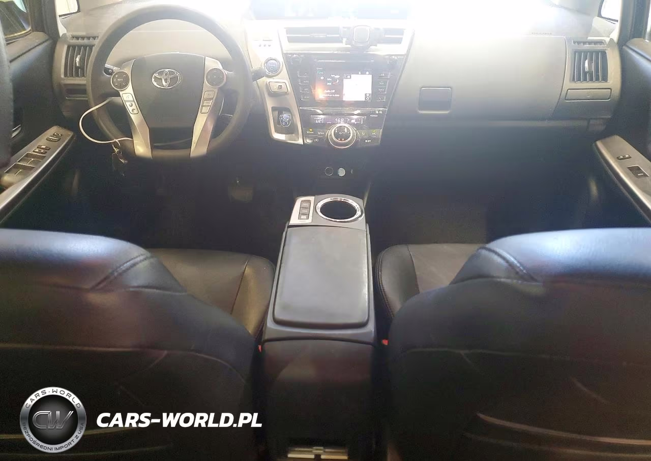 2016 Toyota Prius V Three VIN:JTDZN3EU5GJ045607 - 8