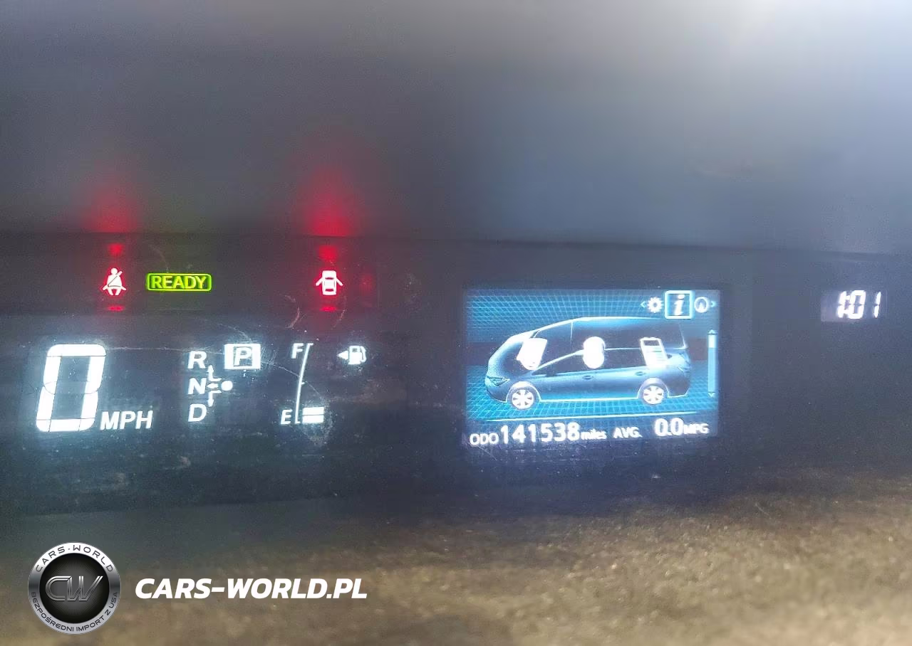 2016 Toyota Prius V Three VIN:JTDZN3EU5GJ045607 - 9