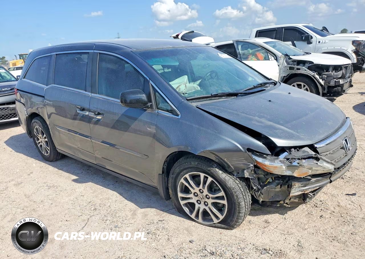 2013 Honda Odyssey Ex VIN:5FNRL5H44DB015613 - 4