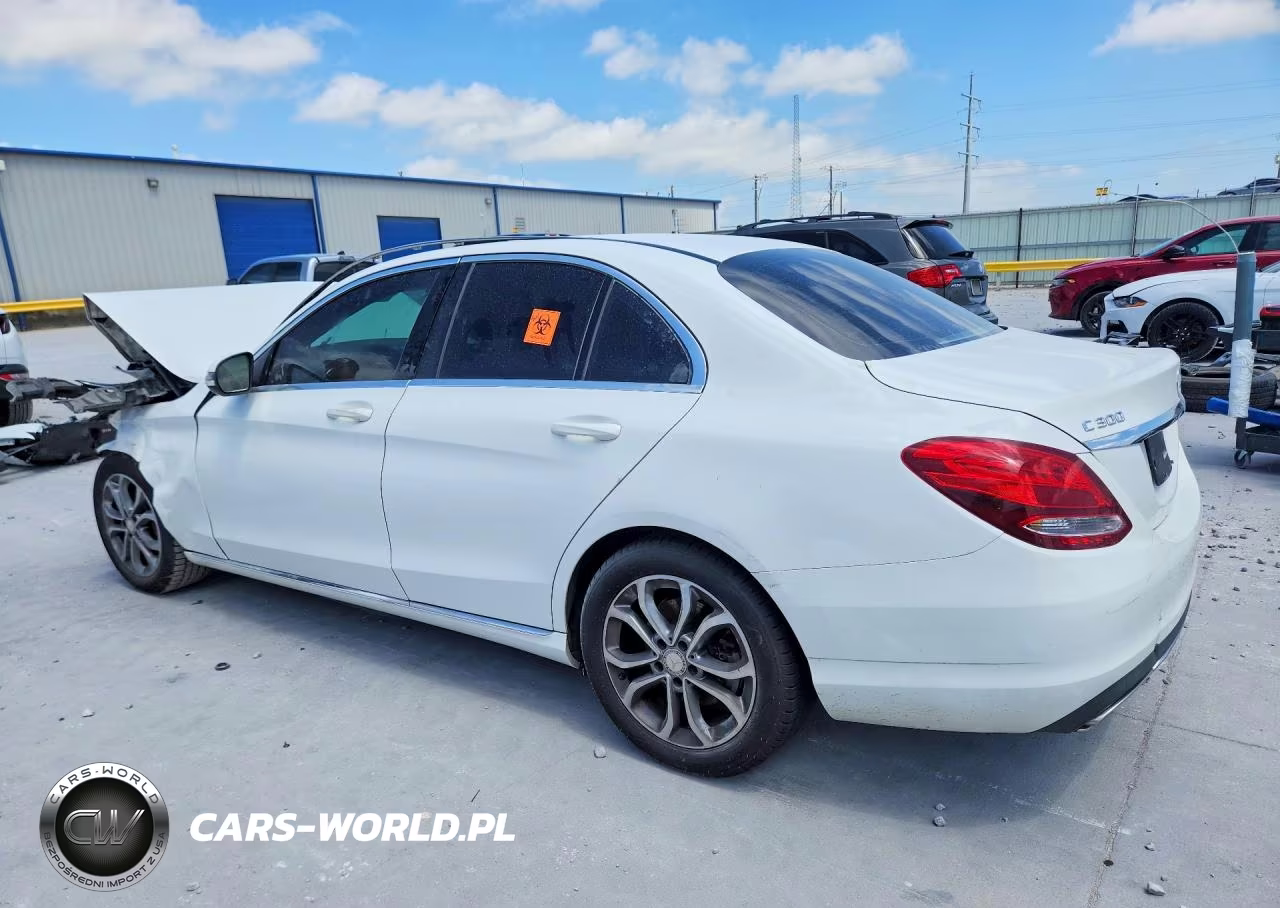 2016 Mercedes-Benz C 300 VIN:55SWF4JB3GU098497 - 2