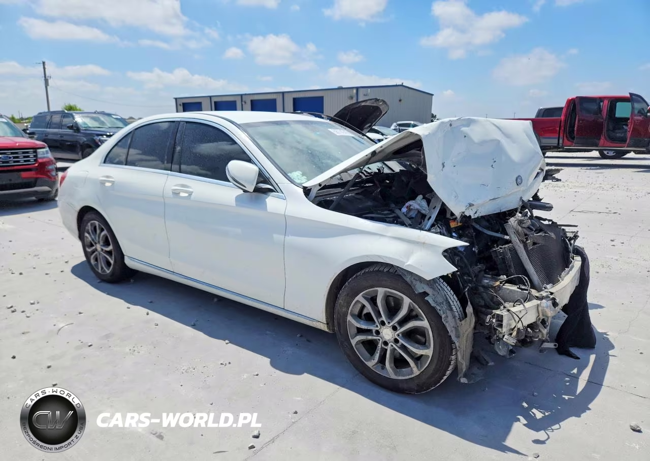 2016 Mercedes-Benz C 300 VIN:55SWF4JB3GU098497 - 4