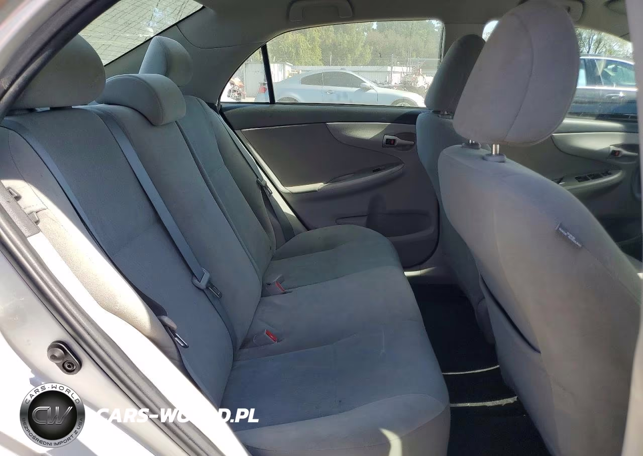 2013 Toyota Corolla Le VIN:5YFBU4EEXDP082341 - 10