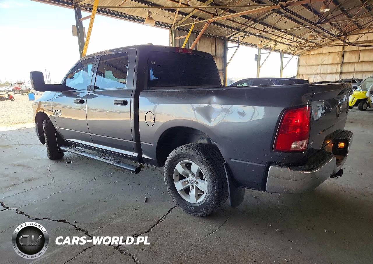 2019 Ram 1500 Classic Tradesman VIN:1C6RR7KM2KS750357 - 2