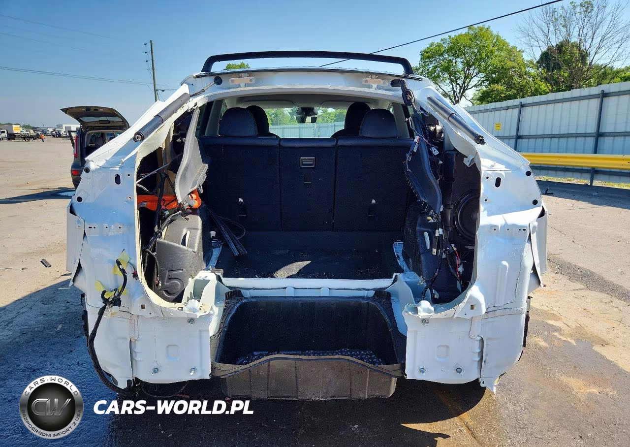 2023 Tesla Model Y VIN:7SAYGDEEXPA176575 - 6