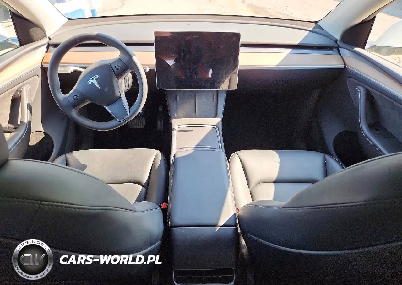 2023 Tesla Model Y VIN:7SAYGDEEXPA176575 - 8