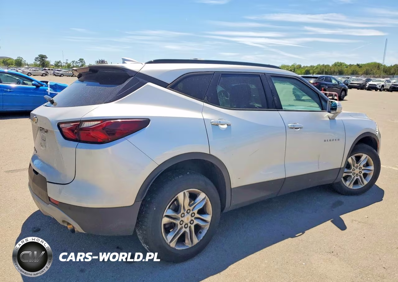 2020 Chevrolet Blazer 2Lt VIN:3GNKBHRS1LS604778 - 3