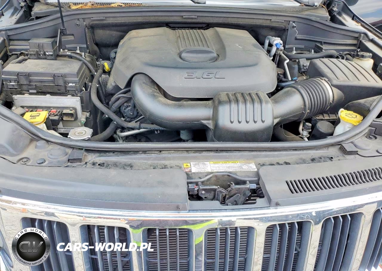 2011 Jeep Grand Cherokee Laredo VIN:1J4RS4GG7BC704283 - 11