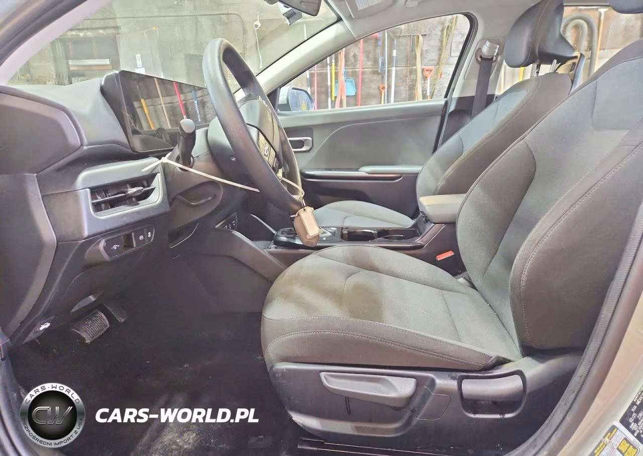 2025 Kia K4 Lxs VIN:3KPFT4DE5SE100085 - 7