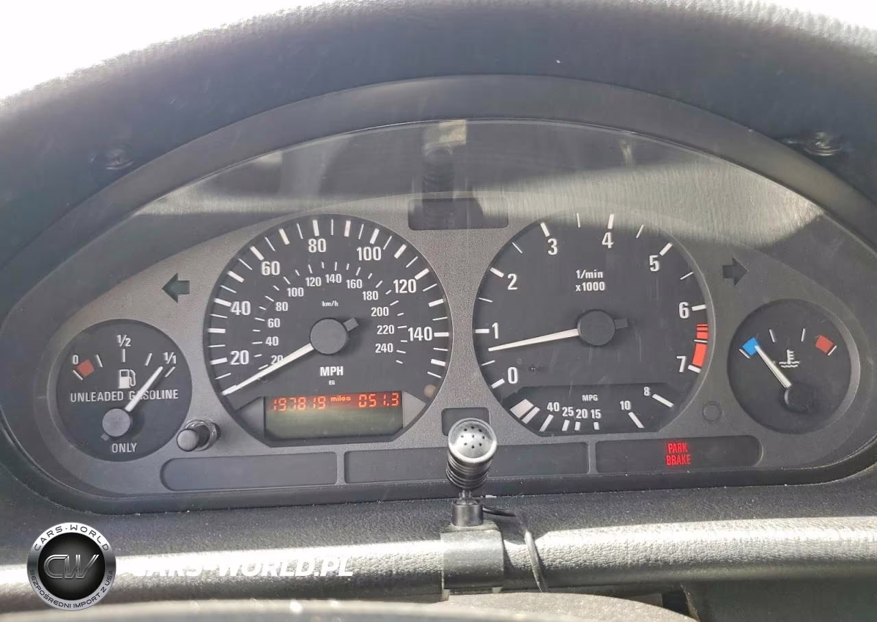 1997 BMW 318 Ic VIN:WBABH7326VEY02406 - 9