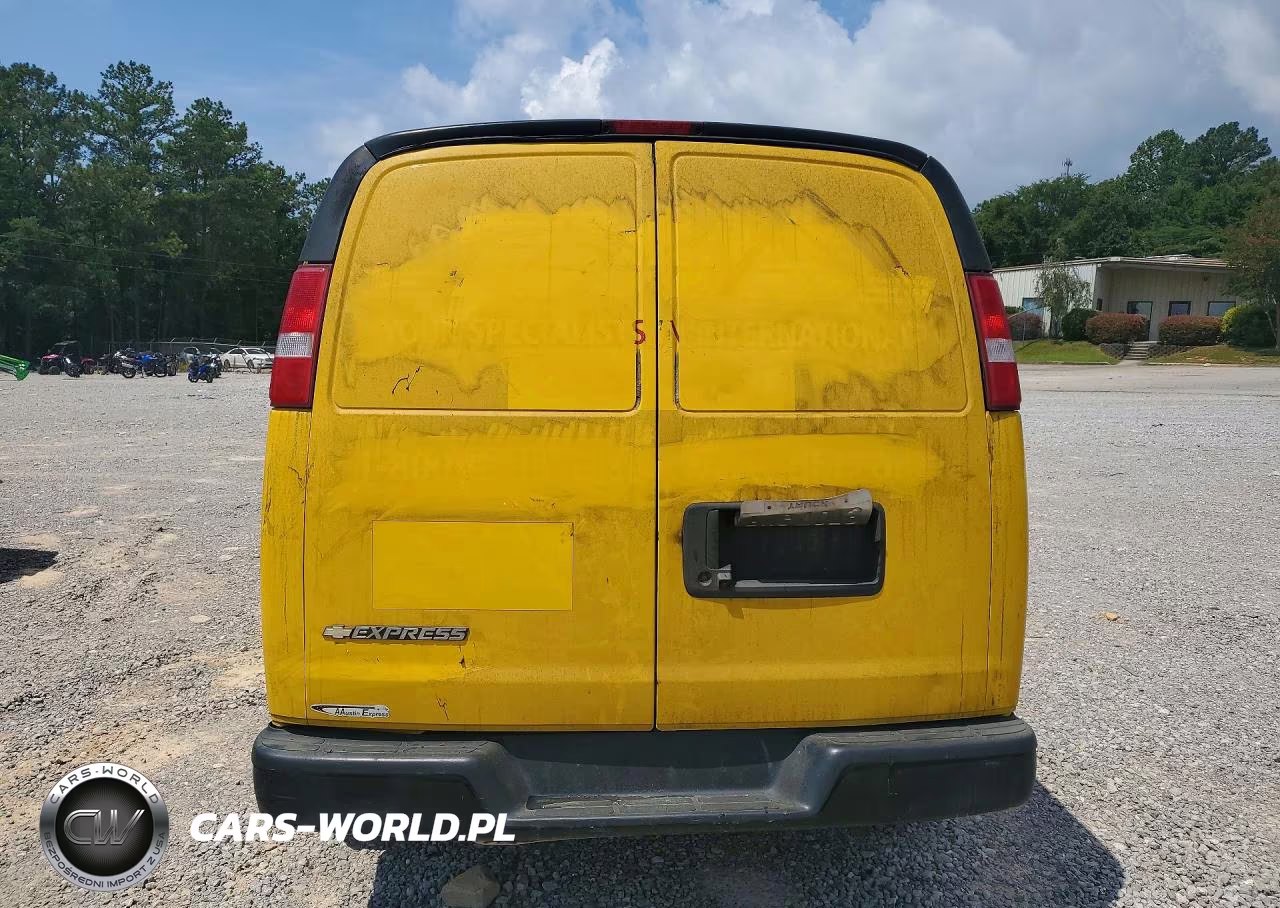 2021 Chevrolet Express G2500 VIN:1GCWGAFP4M1174377 - 6