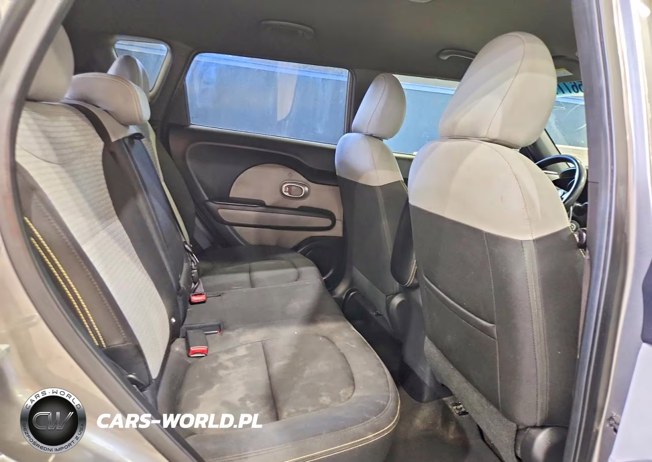2016 Kia Soul + VIN:KNDJP3A55G7303319 - 11