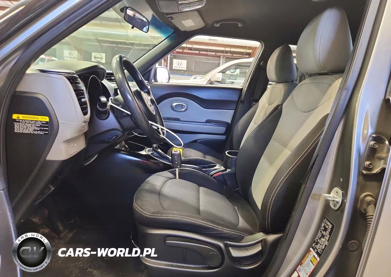 2016 Kia Soul + VIN:KNDJP3A55G7303319 - 7