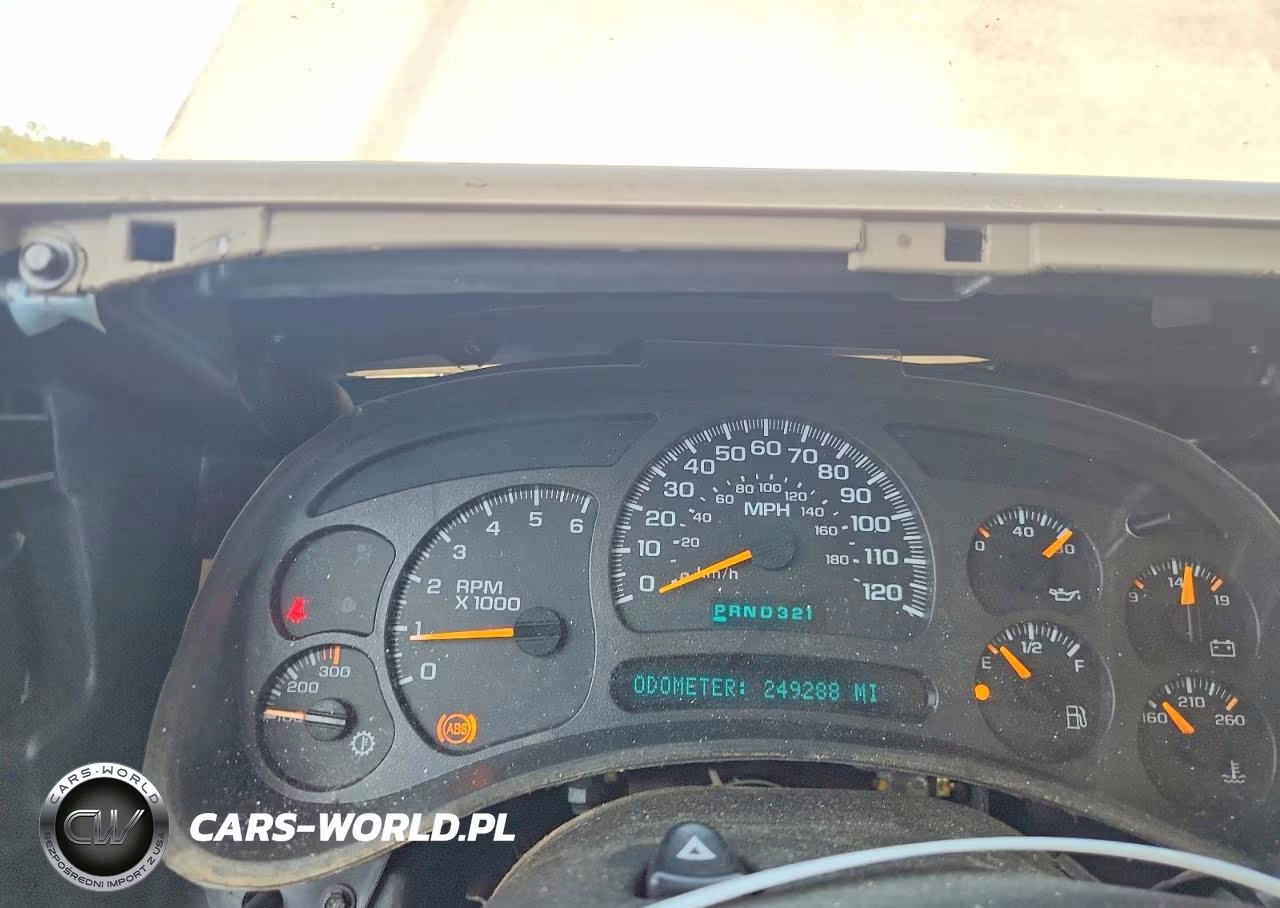 2003 Chevrolet Silverado K1500 Heavy Duty VIN:1GCGK13U33F143085 - 9