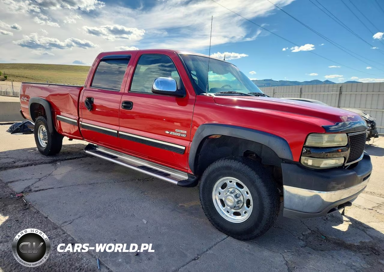 2002 Chevrolet Silverado K2500 Heavy Duty VIN:1GCHK23132F204191 - 4