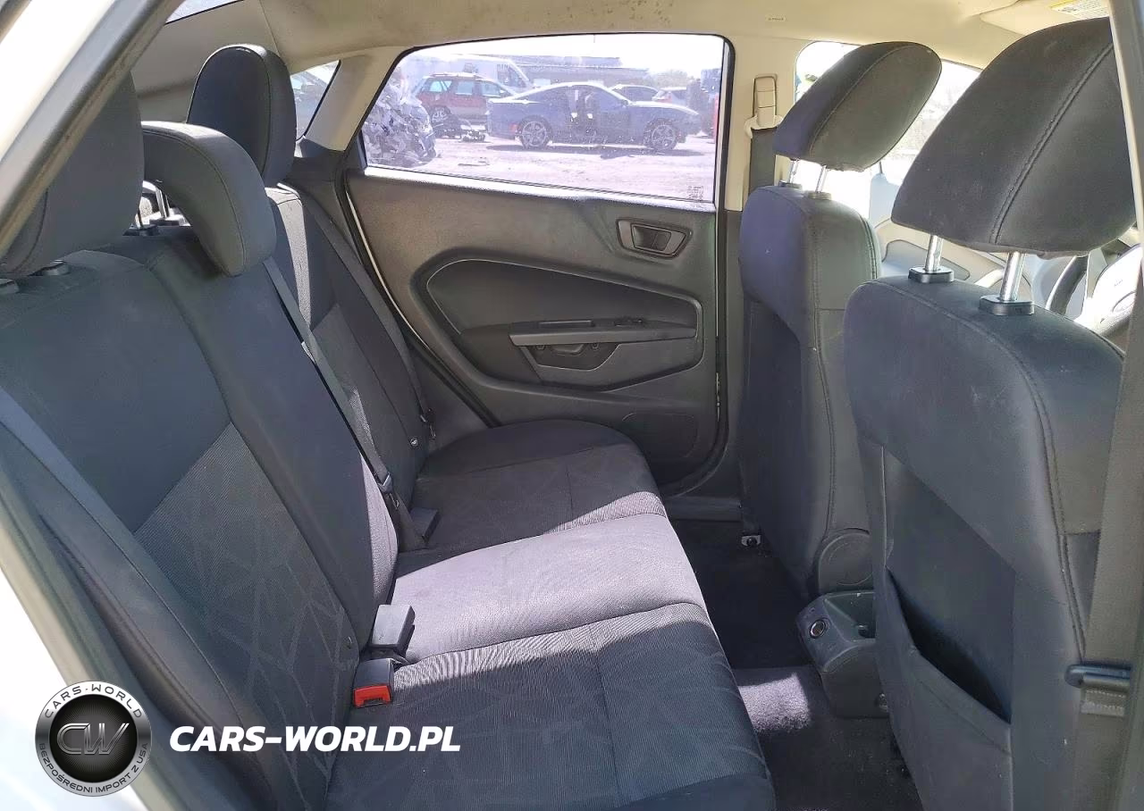 2012 Ford Fiesta Se VIN:3FADP4BJ4CM105187 - 10