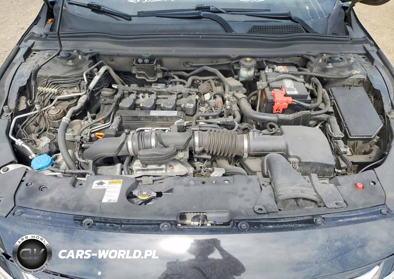 2018 Honda Accord Sport VIN:1HGCV1F3XJA148725 - 11