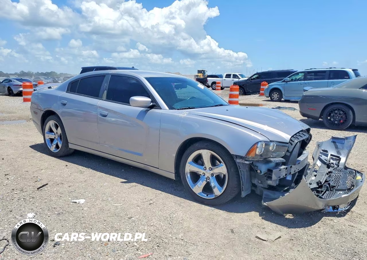 2013 Dodge Charger Se VIN:2C3CDXBGXDH655762 - 4