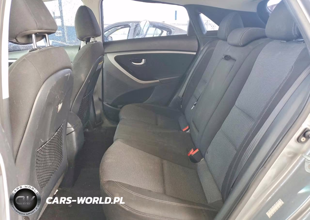 2017 Hyundai Elantra Gt VIN:KMHD35LH0HU372106 - 10