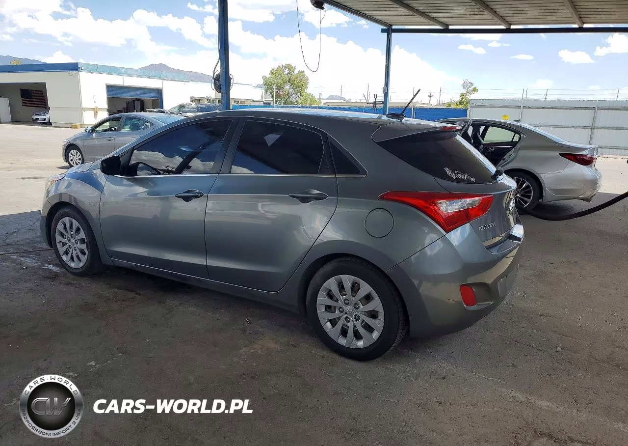 2017 Hyundai Elantra Gt VIN:KMHD35LH0HU372106 - 2