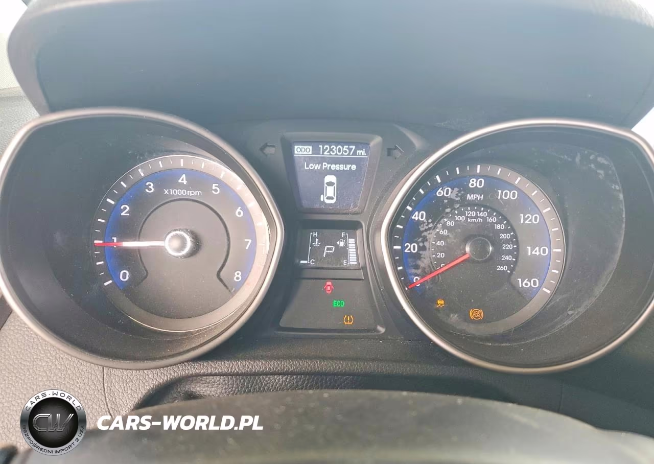 2017 Hyundai Elantra Gt VIN:KMHD35LH0HU372106 - 9